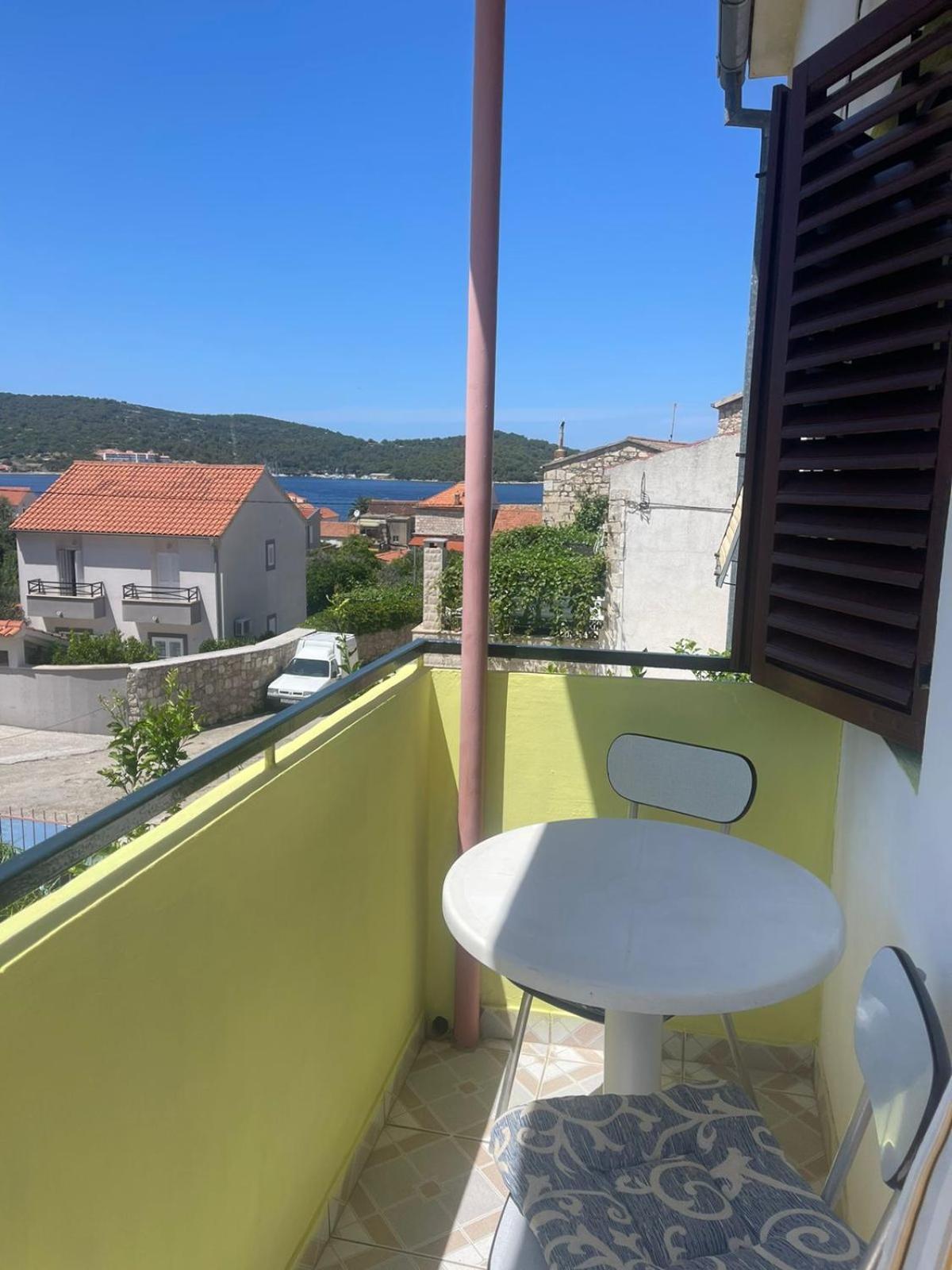 Apartments Bilic Vis Extérieur photo
