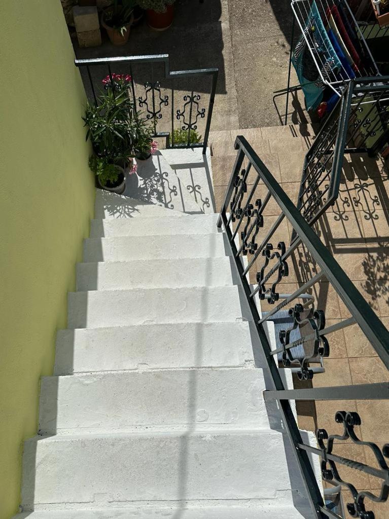Apartments Bilic Vis Extérieur photo